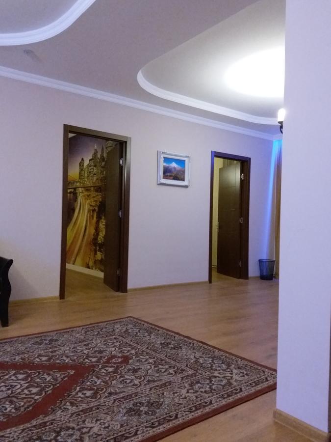 Гостевой дом Сандро Казбеги Экстерьер фото